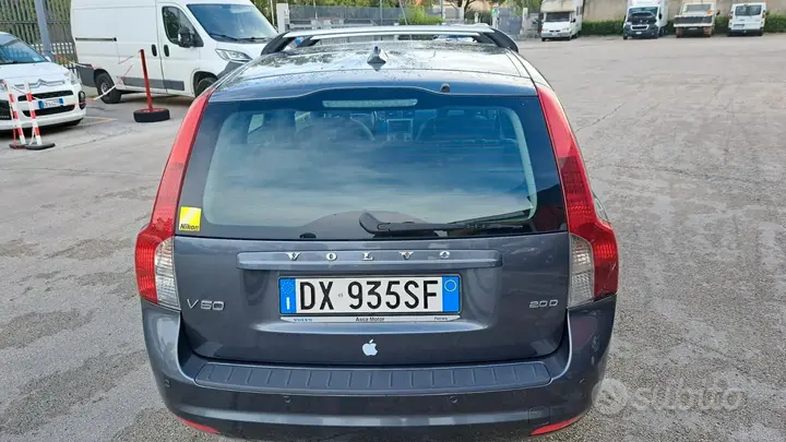 Volvo V50 2009 photo 5