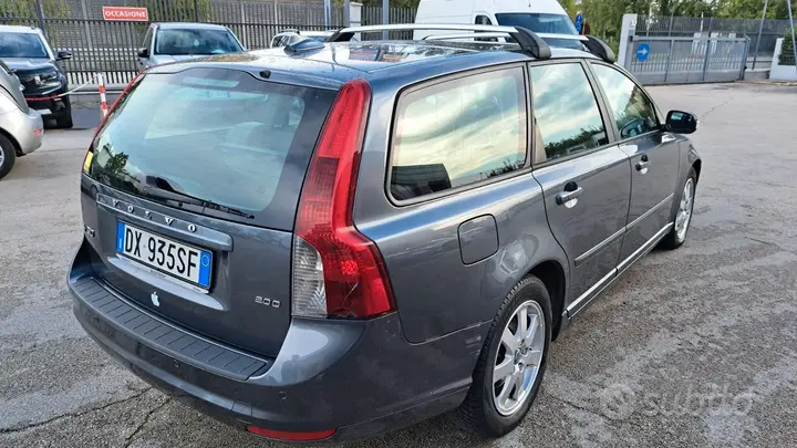 Volvo V50 2009 photo 3
