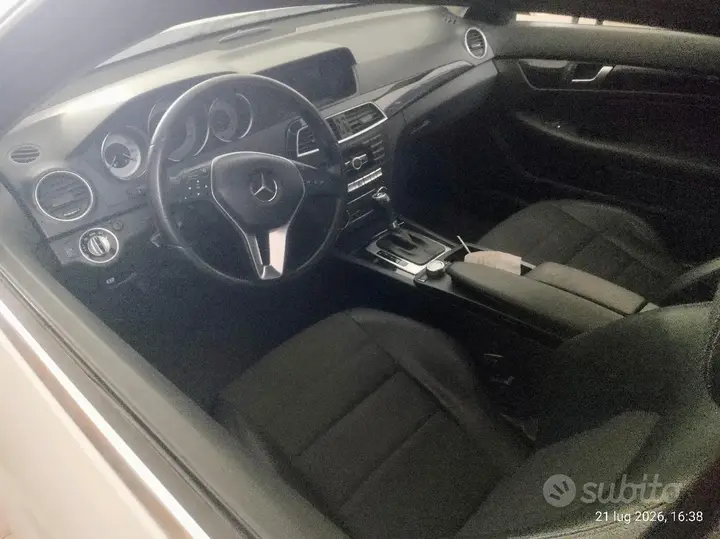 Mercedes-Benz C-Class 2013 photo 3