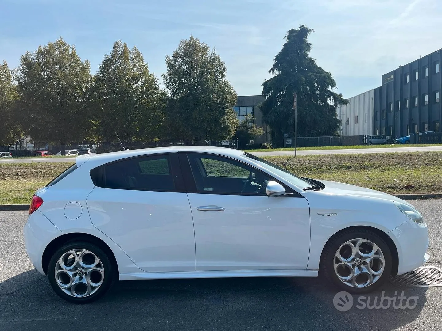 Alfa Romeo Giulietta 2018 photo 3