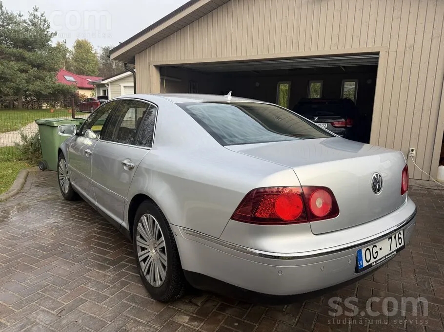 Volkswagen Phaeton 2008 photo 2