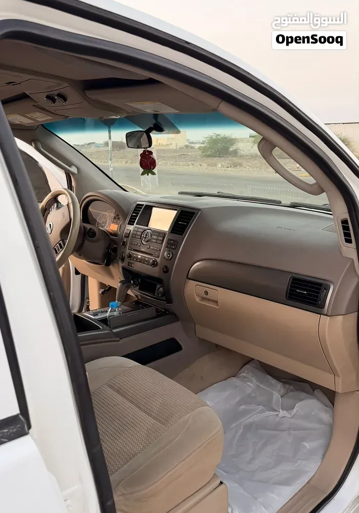 Nissan Armada 2008 photo 2