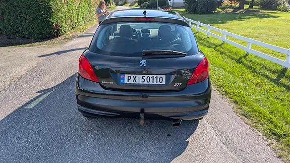 Peugeot 207 2007 photo 2