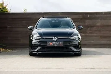 Volkswagen Golf 2023 photo 2