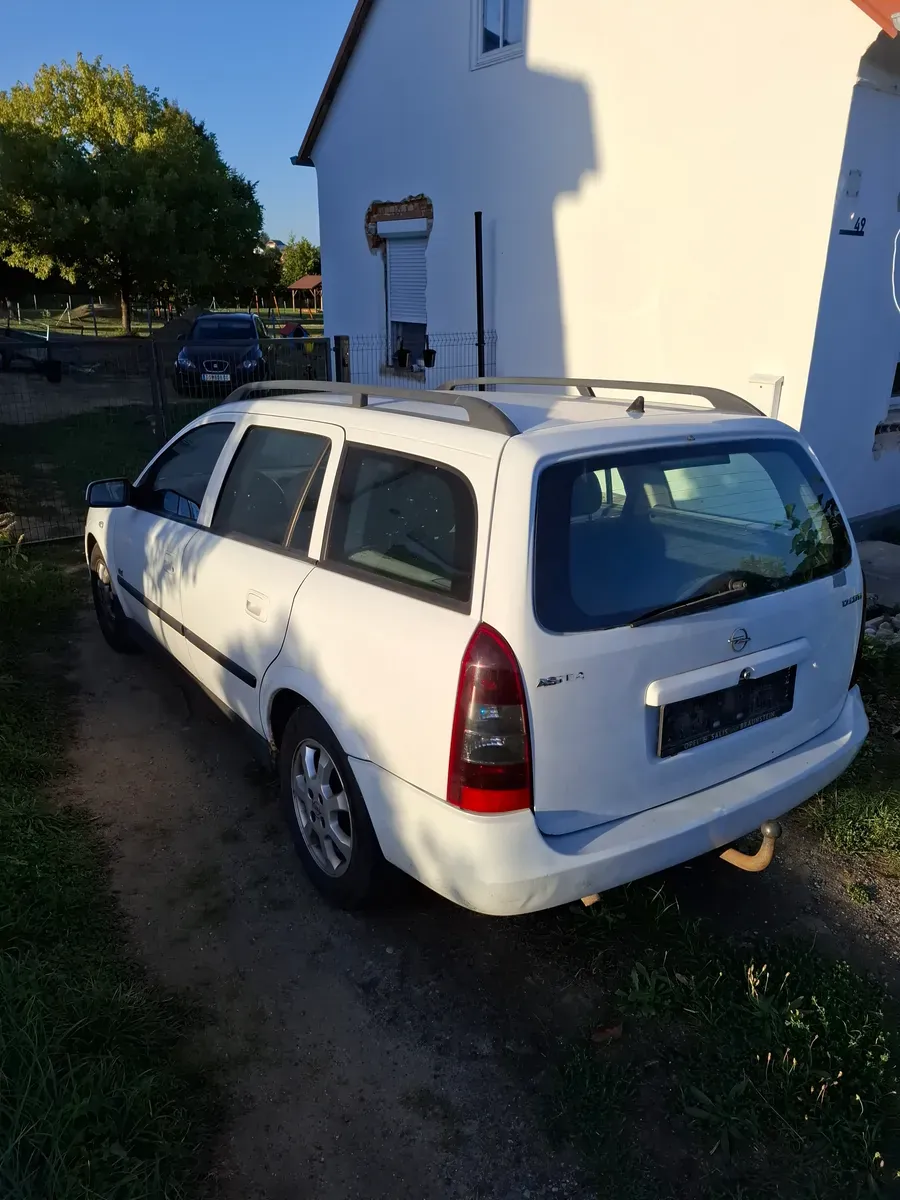 Opel Astra 2003 photo 3