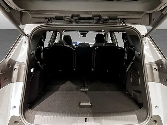 Peugeot 5008 2025 photo 4