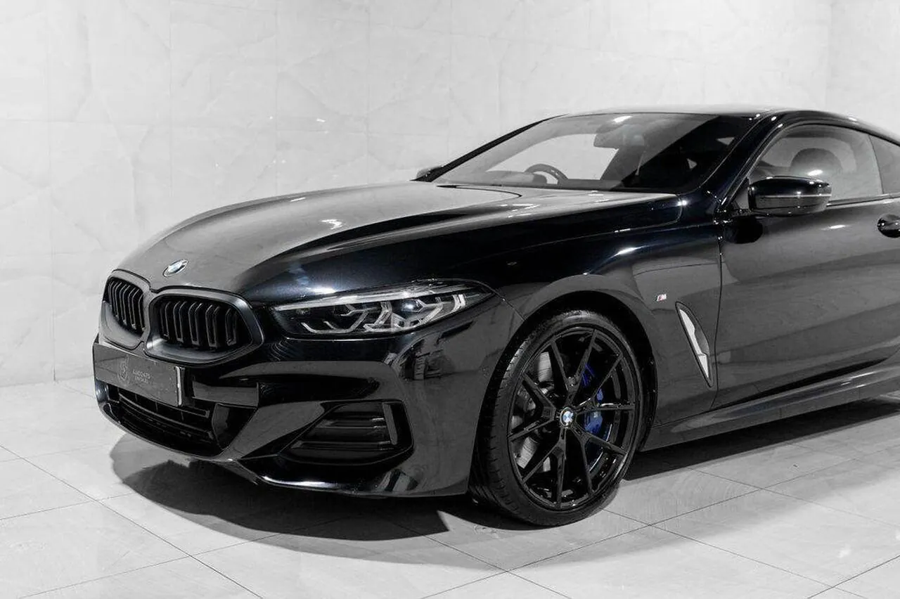 BMW 8 Series 2022 photo 4
