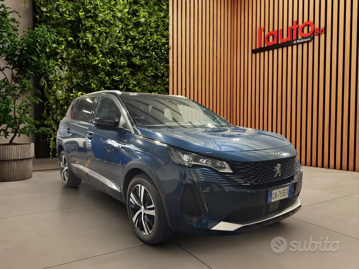 Peugeot 5008 2023 photo 3