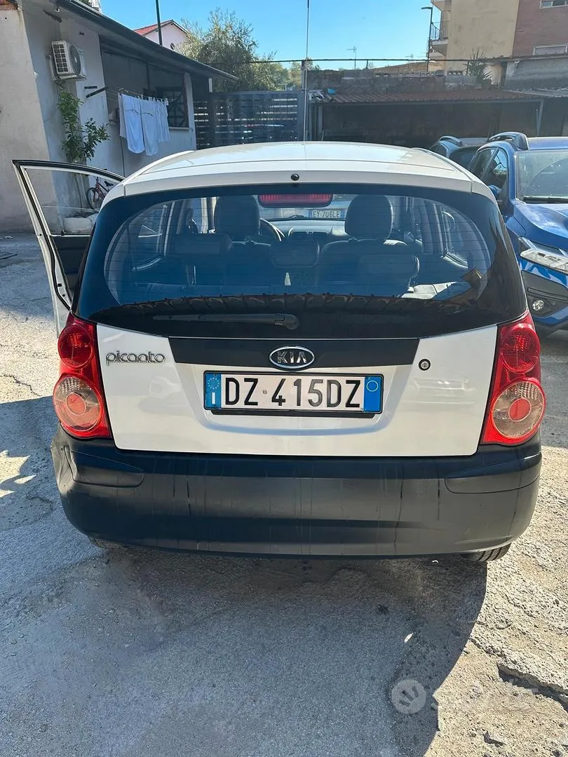 Kia Picanto 2010 photo 5