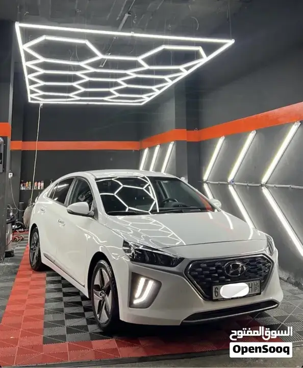 Hyundai Ioniq