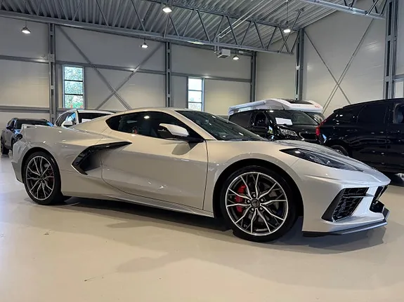 Chevrolet Corvette 2023 photo 3