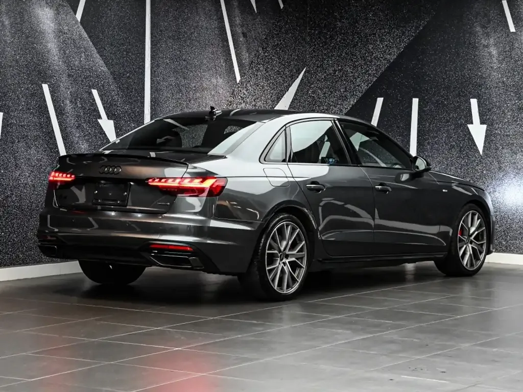 Audi A4 2023 photo 4
