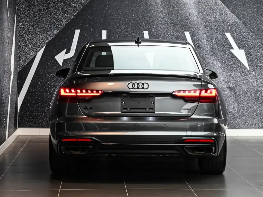 Audi A4 2023 photo 5