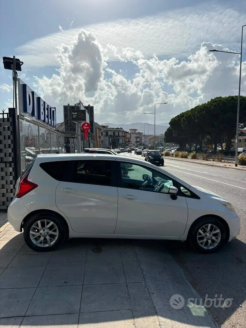 Nissan Note 2016 photo 2