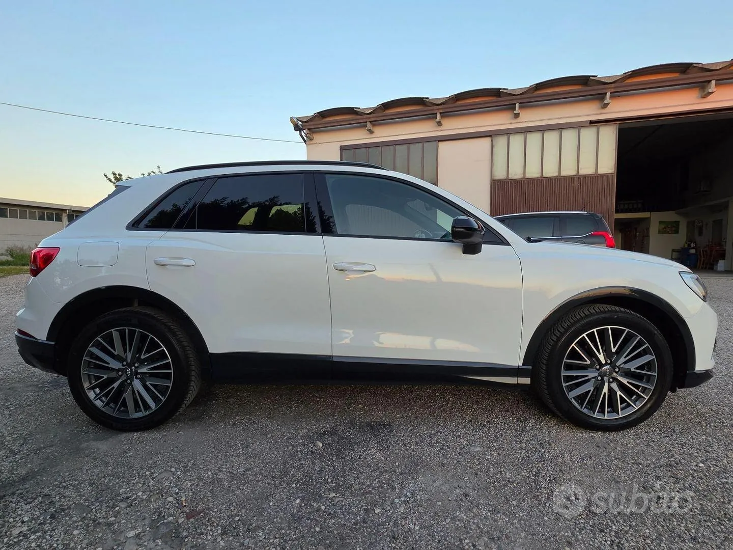 Audi Q3 2022 photo 3