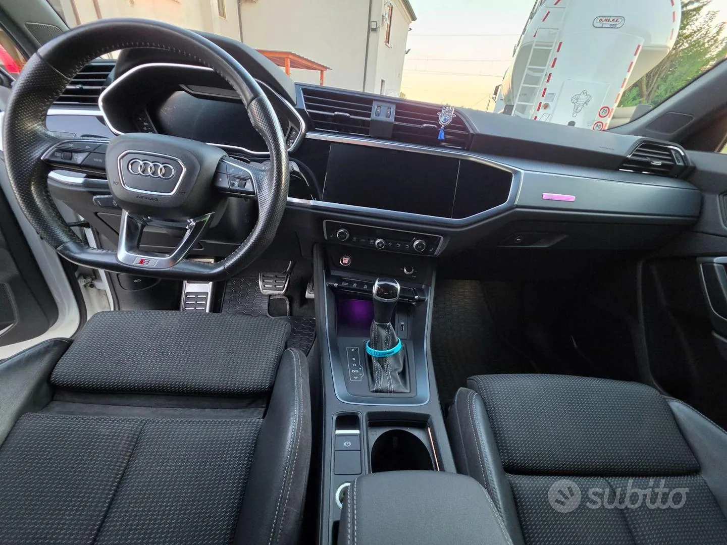 Audi Q3 2022 photo 4