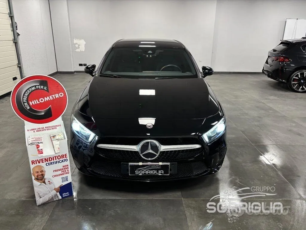 Mercedes-Benz A 180 2019 photo 2