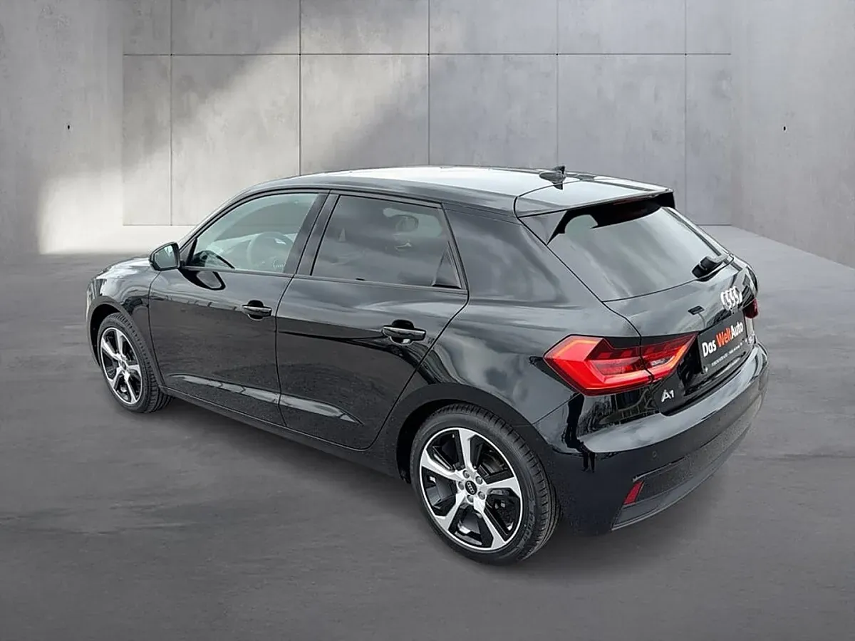 Audi A1 2026 photo 2