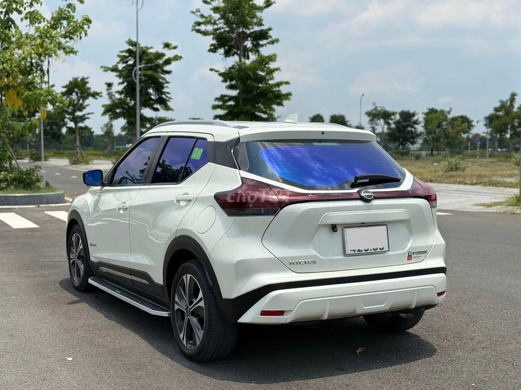 Nissan Kicks 2023 photo 2