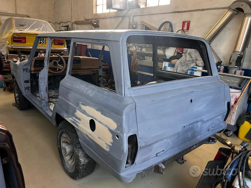 Jeep Grand Wagoneer 1987 photo 4