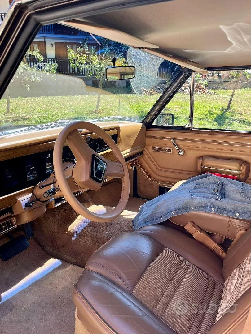 Jeep Grand Wagoneer 1987 photo 5