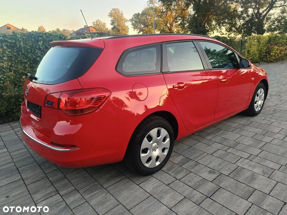 Opel Astra 2015 photo 4