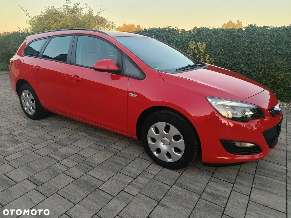 Opel Astra 2015 photo 2