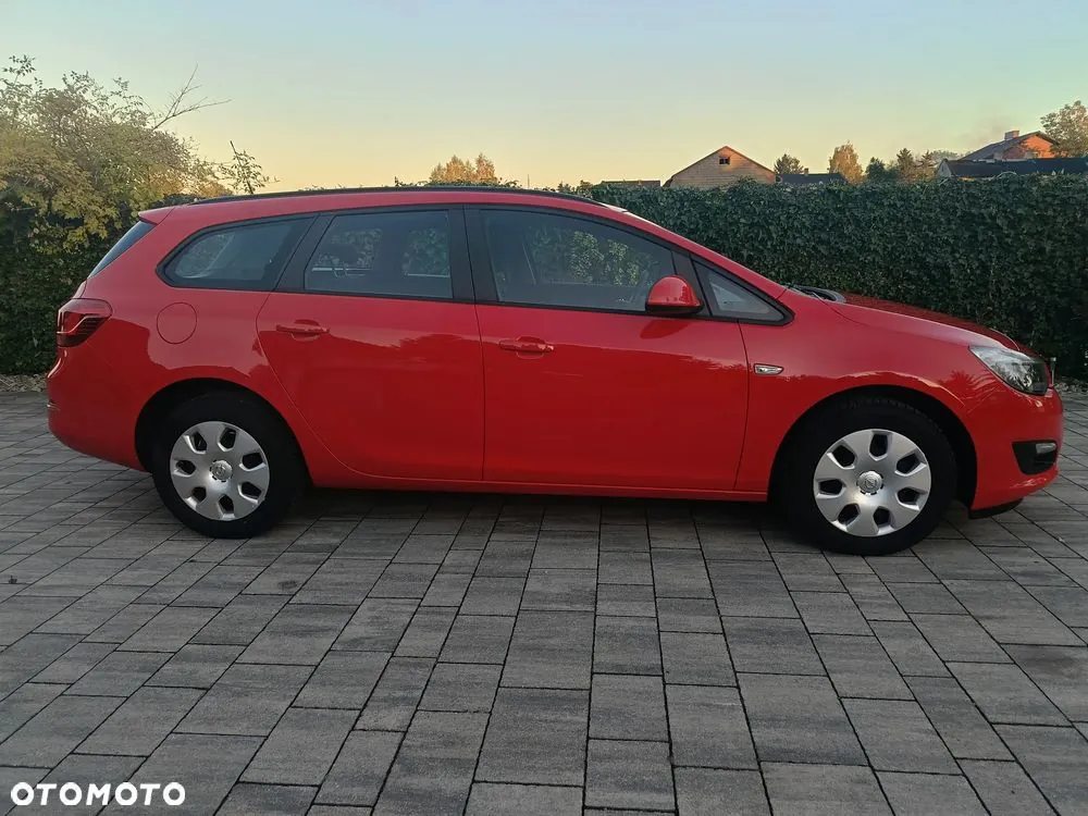 Opel Astra 2015 photo 3