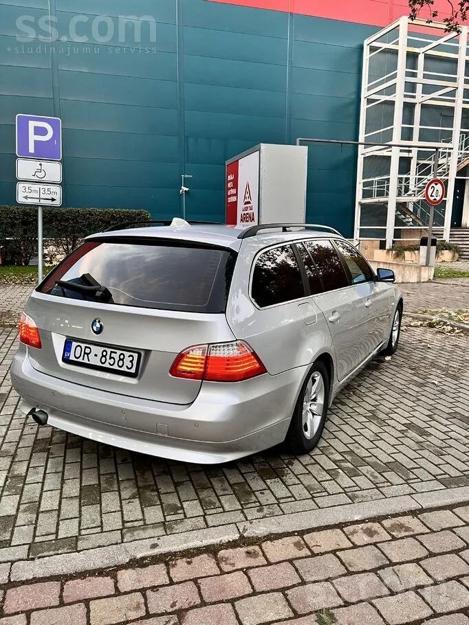 BMW 520I 2009 photo 3