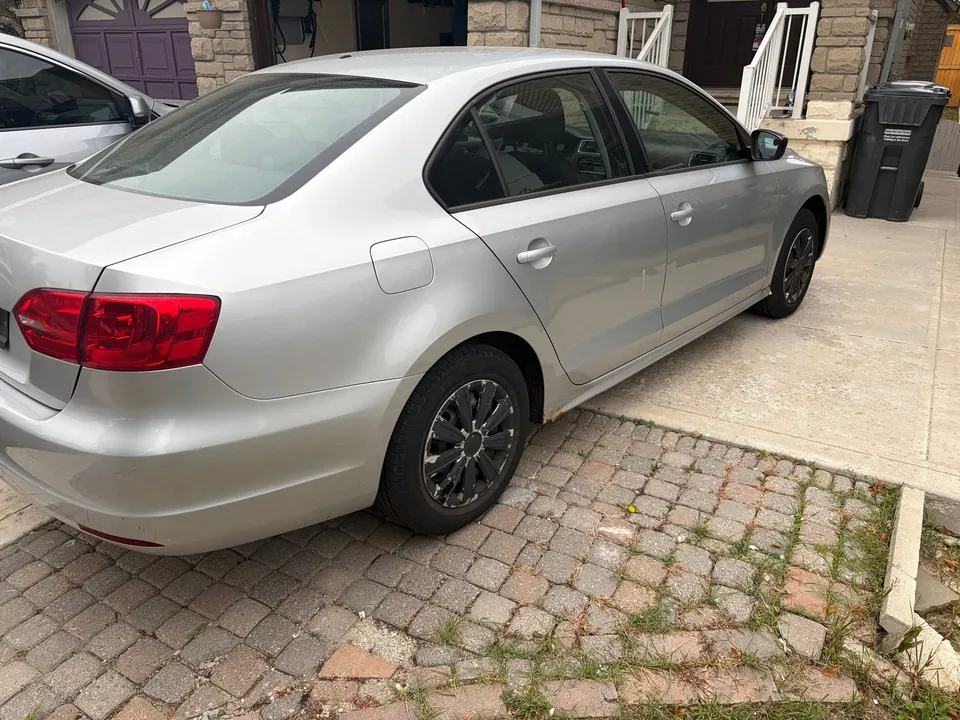 Volkswagen Jetta 2013 photo 4