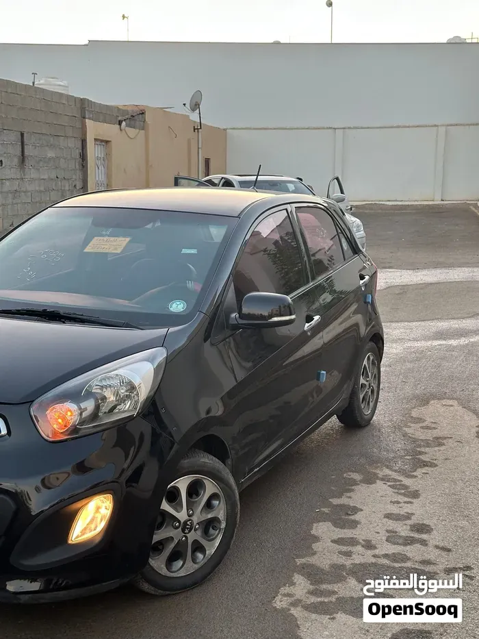 Kia Picanto 2012 photo 3