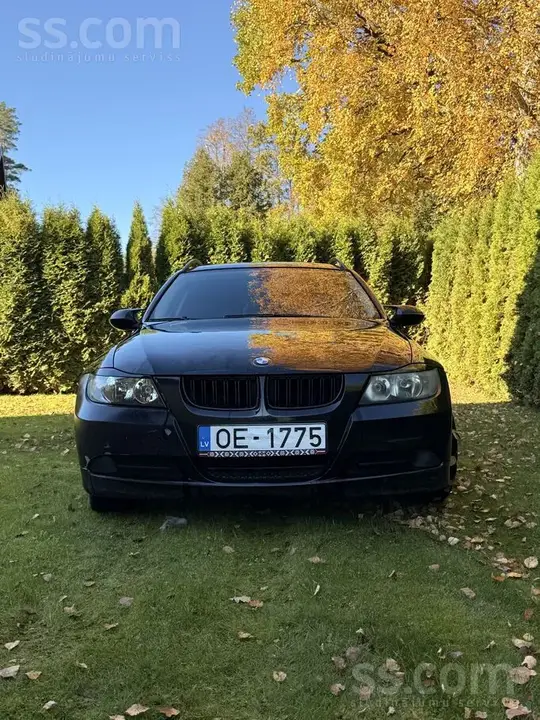 BMW 318 2007 photo 2
