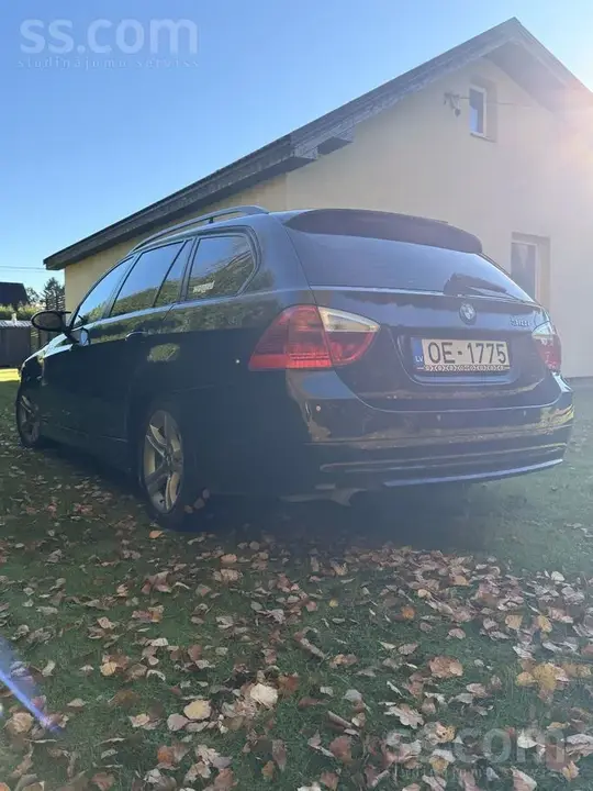BMW 318 2007 photo 4