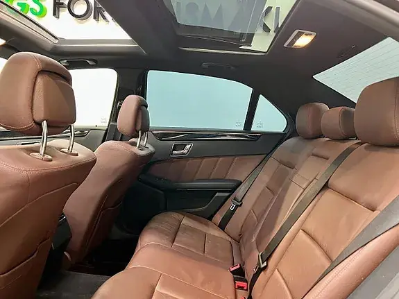 Mercedes-Benz E220 2010 photo 3