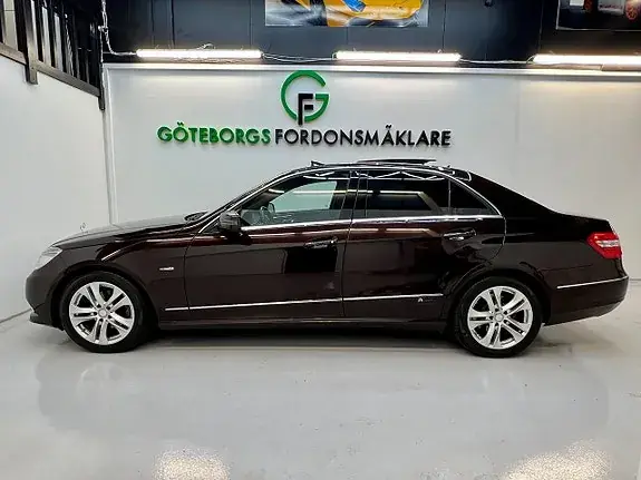 Mercedes-Benz E220