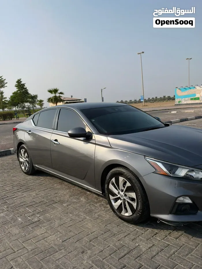 Nissan Altima 2022 photo 4