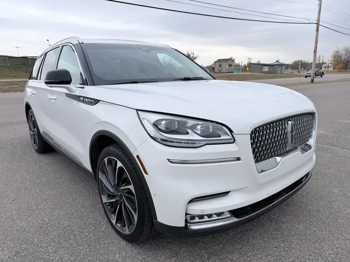Lincoln Aviator