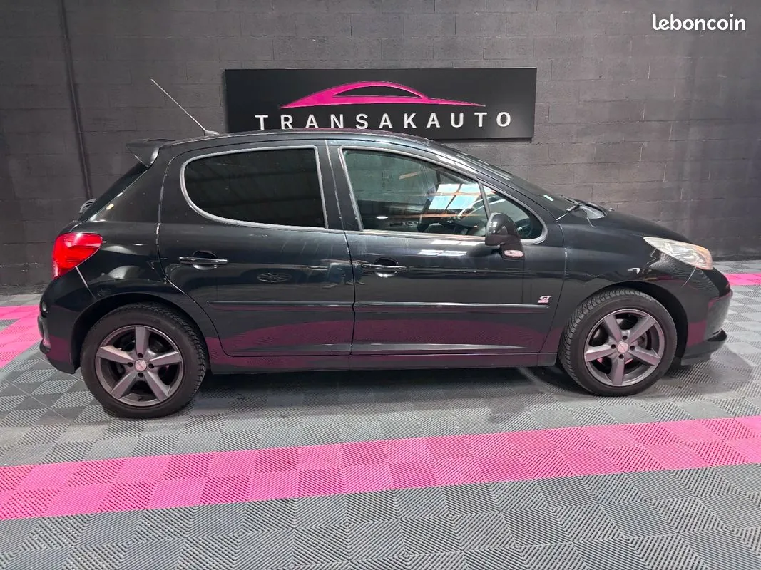 Peugeot 207 2008 photo 5