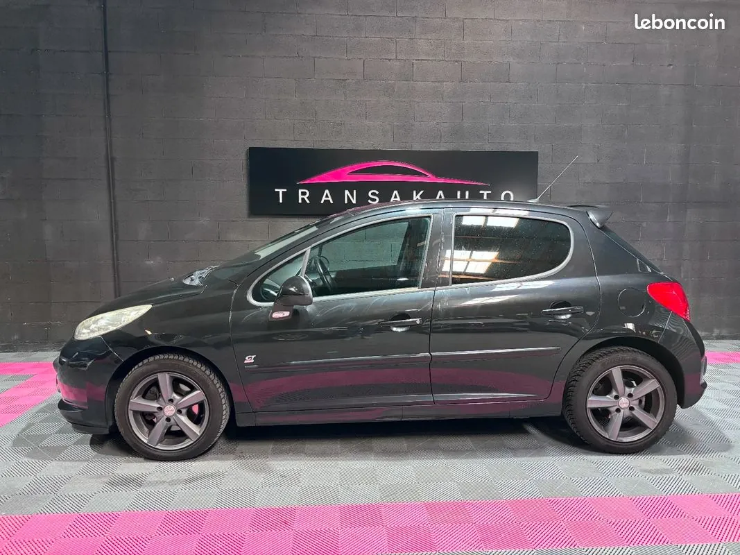 Peugeot 207 2008 photo 3