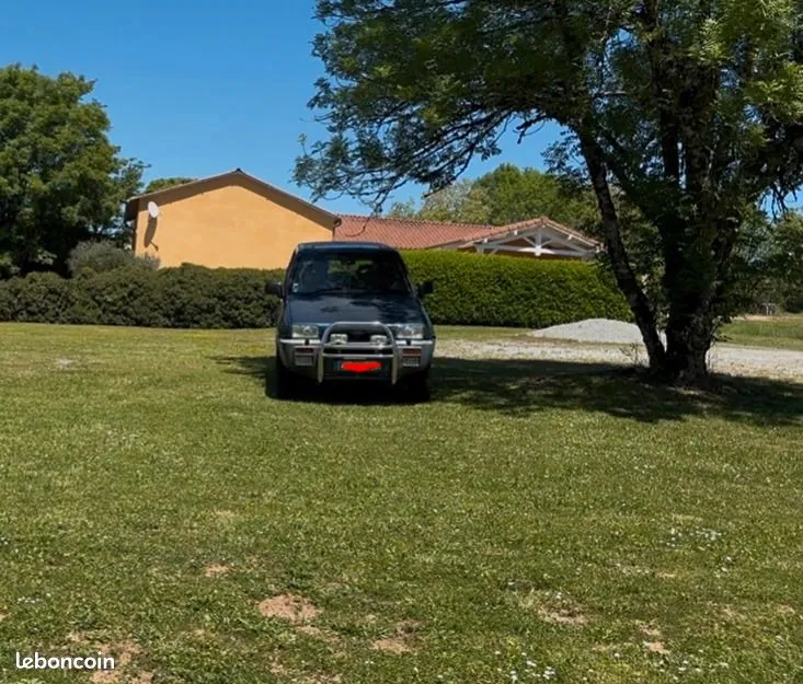 Ford Maverick 1993 photo 2