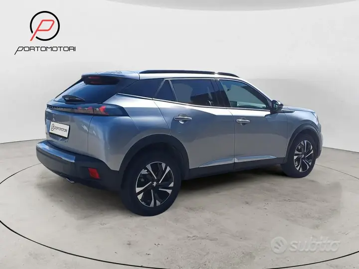 Peugeot 2008 2023 photo 5
