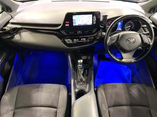 Toyota Camry 2019 photo 2