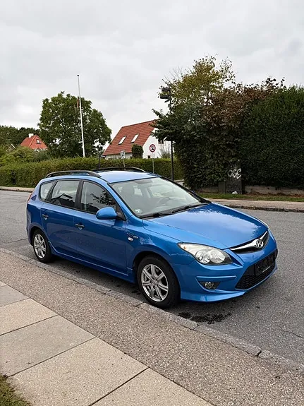 Hyundai I30 2011 photo 2