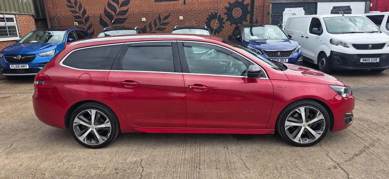 Peugeot 308 2016 photo 2