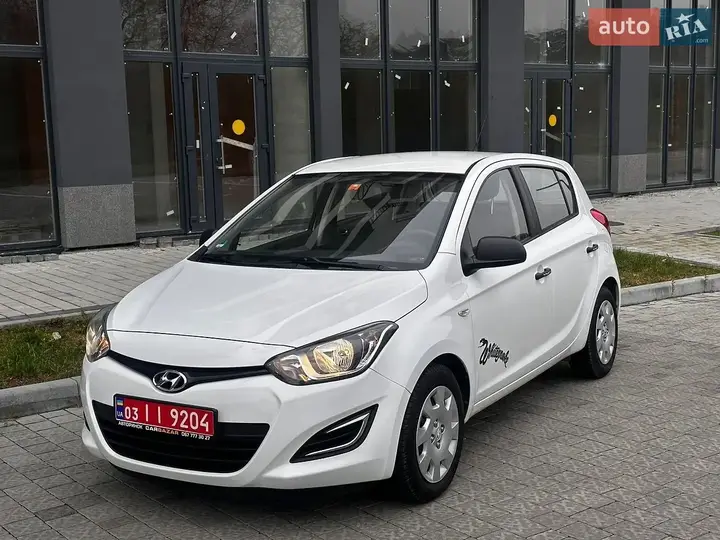 Hyundai I20 2014 photo 2