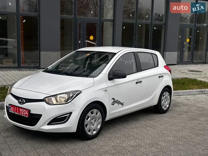 Hyundai I20 2014 photo 3