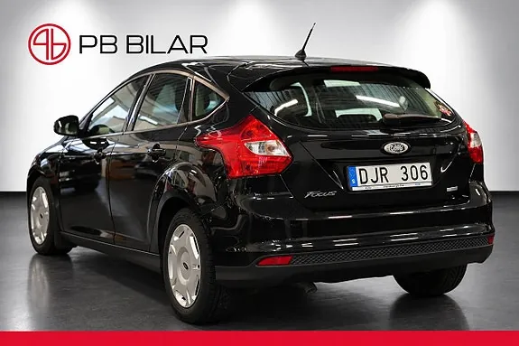 Ford Focus 2013 photo 3