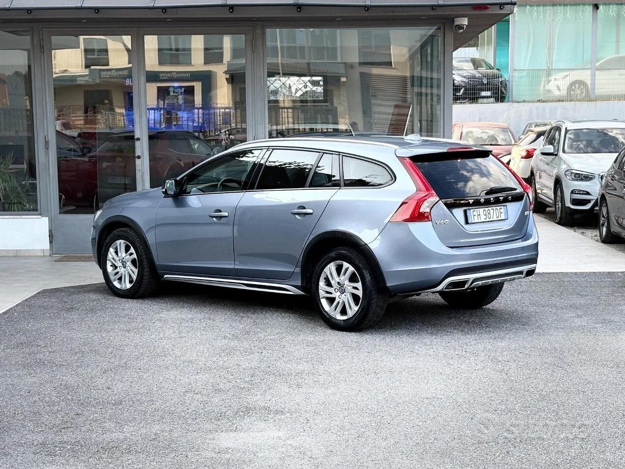 Volvo V60 2017 photo 4