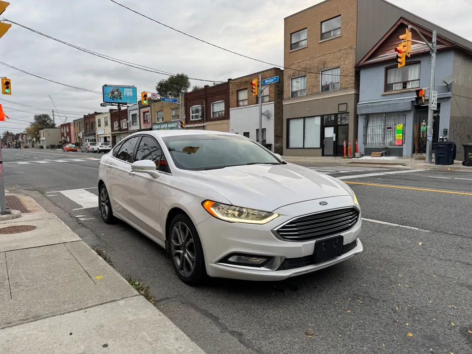 Ford Fusion 2017 photo 2