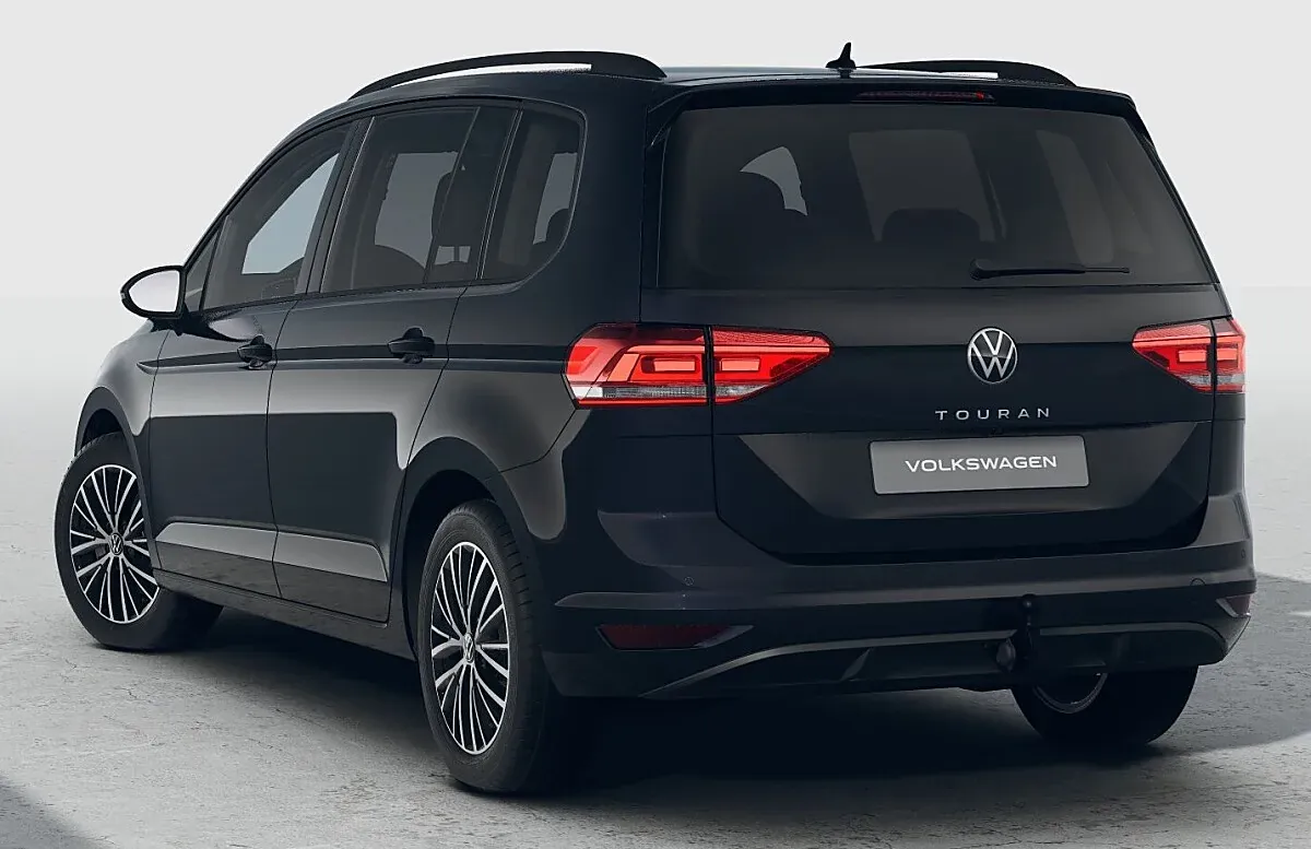 Volkswagen Touran 2026 photo 2
